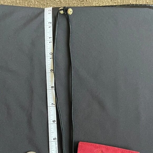 Baccarat Green Crystal Heart Necklace With Pouch - Picture 7 of 7